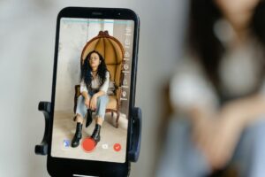 【2026年版】Google Veo 3で商品PR動画を5分で量産!中小企業の新常識