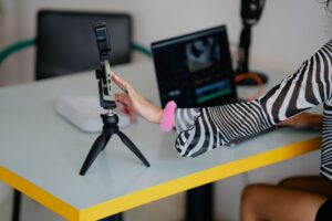 ショート動画のネタが尽きた…何を発信すればいいか迷ったときの考え方【2026年版】