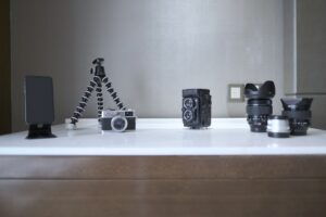 カメラの前で頭が真っ白になる…動画撮影で緊張しないための7つの習慣【2026年版】