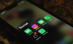 動画を作ったのにSNSどこに投稿すればいい?迷ったときの選び方の基本【2026年版】
